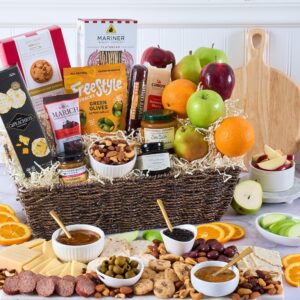 Bountiful Harvest Fruit Gift Basket 1000x1000.jpg