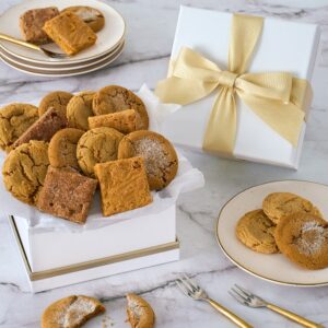 Vanilla And Blondie Baked Goods Gift Box 1000x1000.jpg